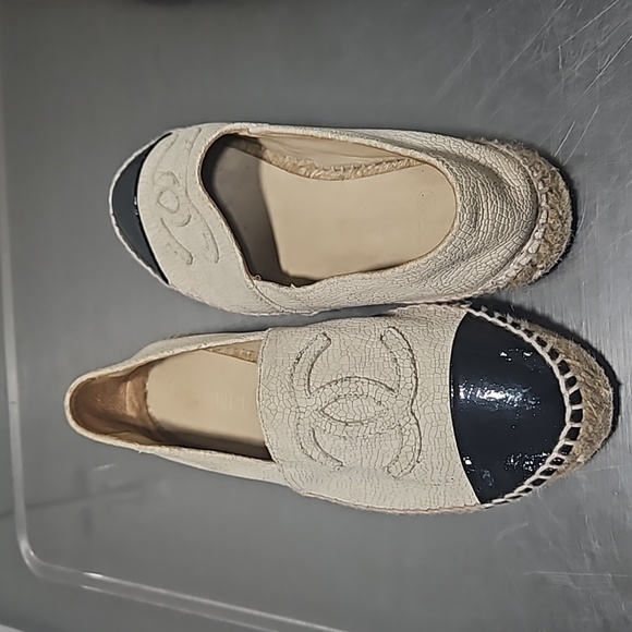 CC Denim Toile Chanel Espadrilles - Picture 2 of 13
